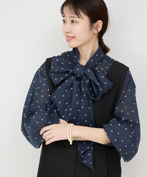 美品 SLOBE IENA 25SS ボウタイブラウス 洗える ドット ネイビー SLOBE IENA（スローブイエナ） ブラウス シャツ 「WEB限定/追加