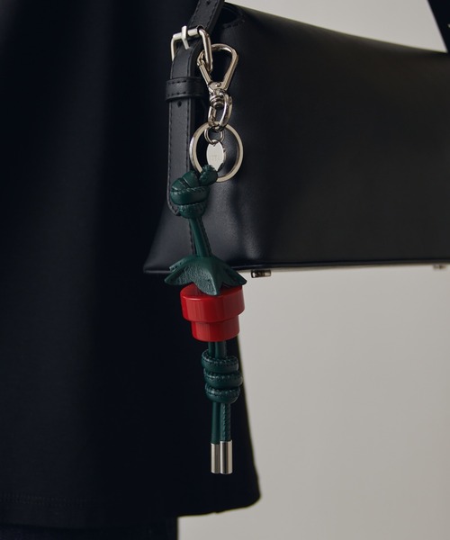 ITTI（イッチ） キーケース 「ITTI」CRISTY FLOWER KNOT CHARM / STCOW