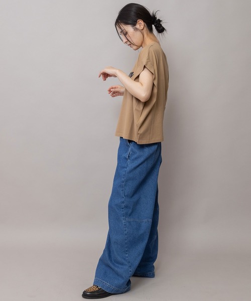 tシャツ The Plum”ロゴプリントタックスリーブTシャツ レディースの画像