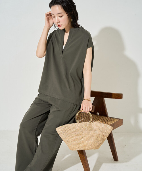 パンツ 限定展開　Vネック フレンチ スリーブ パンツ セットアップ(カットソー・パンツ) レディースの画像