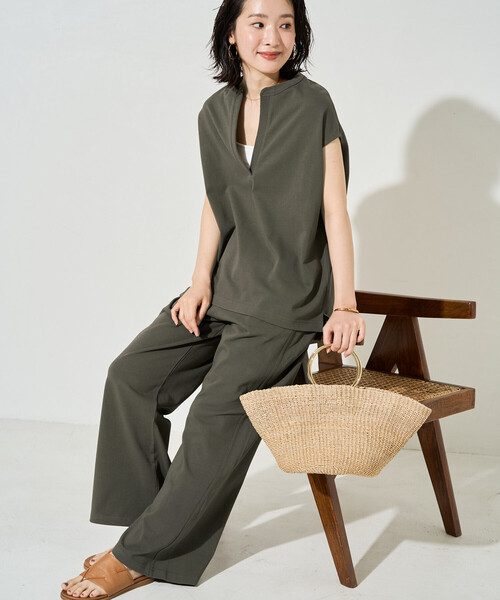 パンツ 限定展開　Vネック フレンチ スリーブ パンツ セットアップ(カットソー・パンツ) レディースの画像