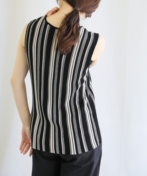 select MOCA（セレクトモカ） タンクトップ ノースリーブ クルーネック
