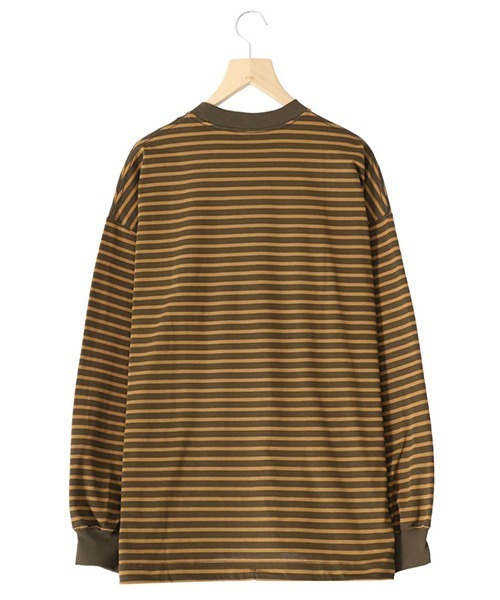 is-ness イズネス　ネイビーポケットTシャツ　サイズＬ is-ness(イズネス)＞定番バルーンTシャツ入荷。サイズ感など