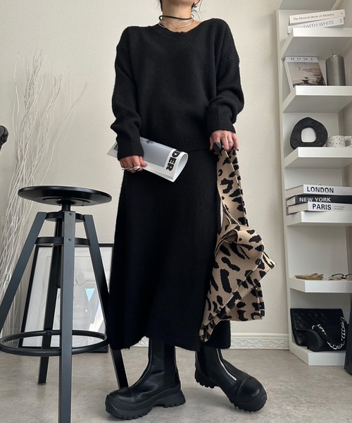 ULEULA（ウルア） セットアップ Vネックニット＋ニットスカート/ニット