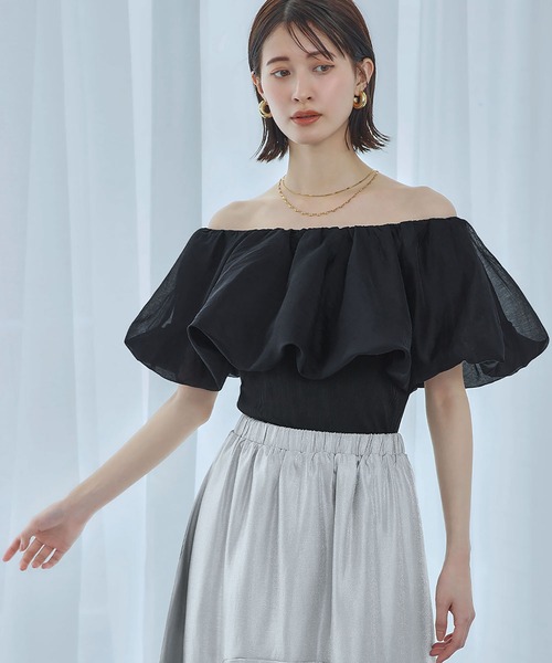 ブラウス シャツ オフショルバルーンスリーブペプラムトップス レディース オフショルバルーンスリーブペプラムトップス【宅配便】 | Fit more