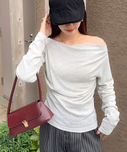 tシャツ 「mily bilet」アシメデザインで美しく。シェルボタン使いドレープカットソー（長袖） レディース | mily bilet | 23
