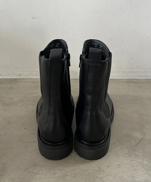 CAPRICIEUX LE'MAGE（カプリシューレマージュ） ブーツ サイドゴア