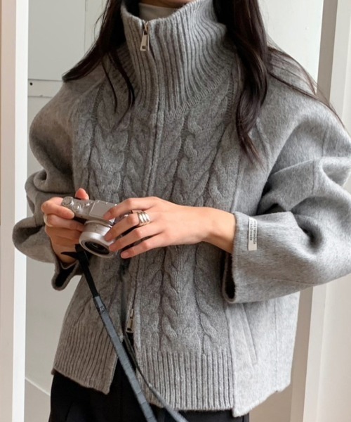 ニット セーター ケーブル編みジップアップニット レディース