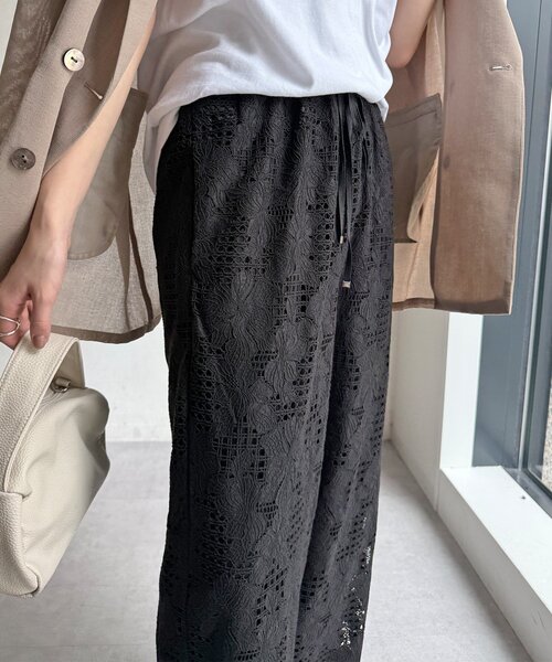 ワイドパンツ パンツ 「WEB限定」フラワーコードレースイージーパンツ レディースの画像
