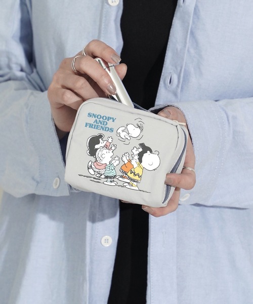 PEANUTS ポーチ 09”「PEANUTS」ナイロン プリント スクエア ポーチ