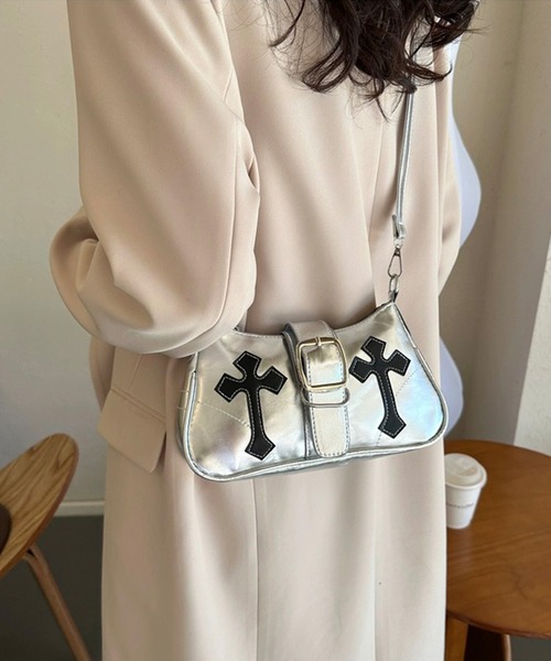 シルバー ショルダーバッグ ハンドル付き shopnikoniko（ショップにこにこ） ショルダーバッグ バッグ 十字架