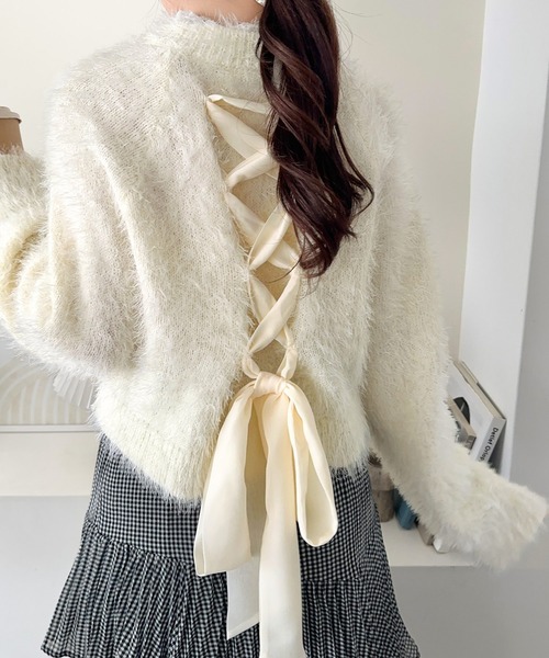 mily bilet ニット セーター 「mily bilet」背中で惹きつける、大人の