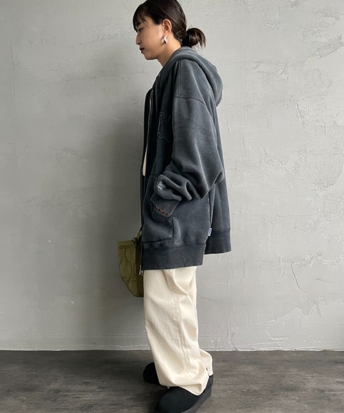 【ブランドタグ有り正規品】ポンチパーカー 美品 ブランドタグ有り正規品】ポンチパーカー 美品 ブランドタグ有り正規品