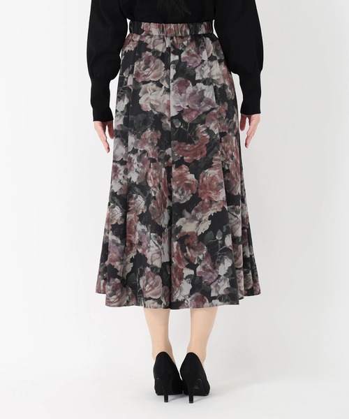 STRAWBERRY-FIELDS（ストロベリーフィールズ） スカート ダークネス