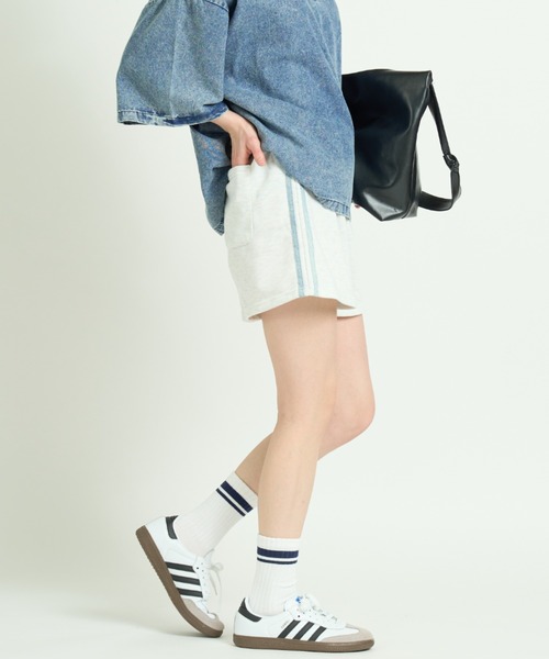 A.D.C.L. パンツ デニムサイドライン トラックショートパンツ
