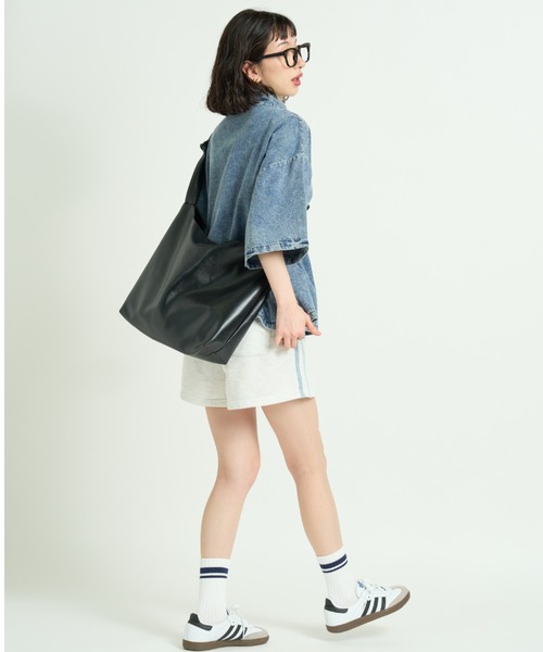 A.D.C.L. パンツ デニムサイドライン トラックショートパンツ