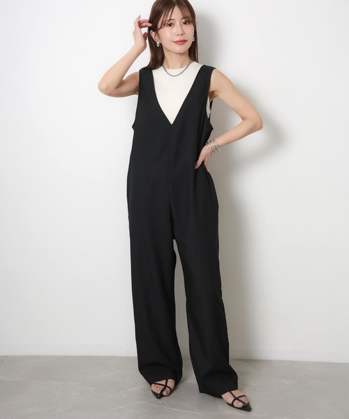 ほぼ 新品 未使用 もりのがっこう ブラック サロペット M サイズ V ネック vネック サロペット（レディースファッション）（色：ブラック系