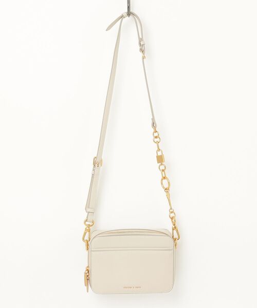 CHARLES & KEITH バッグ クリーム 美品 ショルダーバッグ CHARLES ＆ KEITH（チャールズ&キース） 「CHARLES & KEITH
