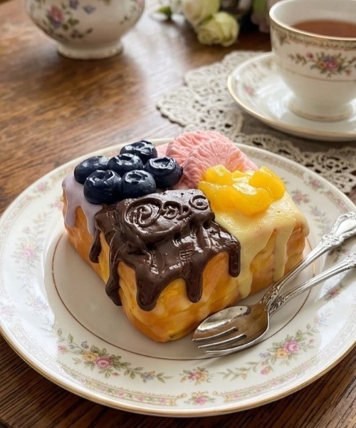 FLANEEK. おもちゃ BIGスクエアケーキ水感スクイーズ : ZOZOTOWN Yahoo