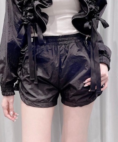 lilLilly パンツ ナイロンフリルショートパンツ レディース
