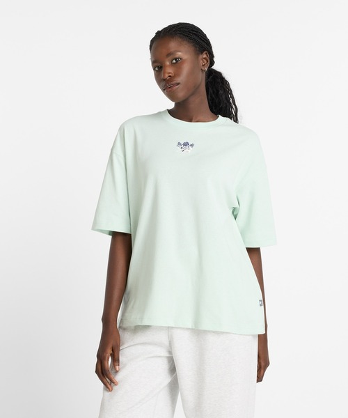New Balance tシャツ Athletics フラワー オーバーサイズド