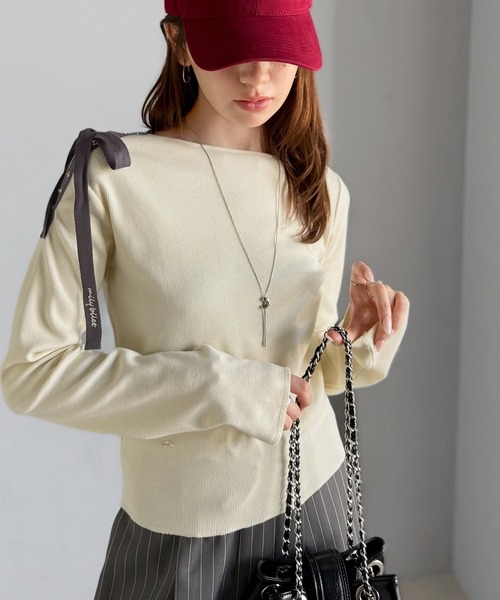 mily bilet tシャツ 「mily bilet」甘さを添える大人の肌見せ。肩