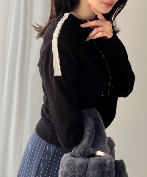 mily bilet tシャツ 「mily bilet」甘さを添える大人の肌見せ。肩