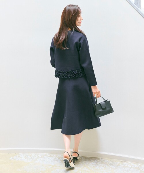 【新品】PICCINフリル付きニットセットアップ(ネイビー) PICCIN - 【新品】PICCINフリル付きニットセットアップ(ネイビー)の