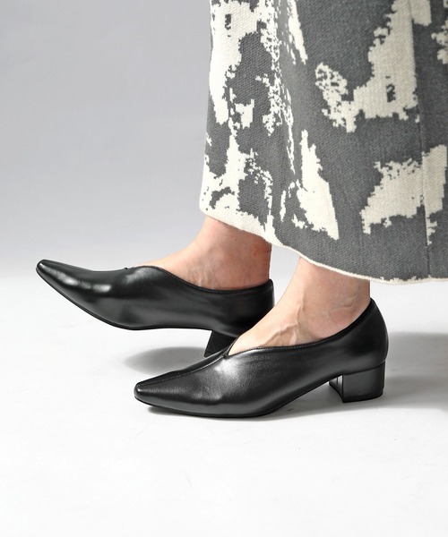 ♡RIKA大人気パンプス♡ RiiiKa（リーカ） パンプス 「RiiiKa/リーカ」Vカットスクエアトゥ