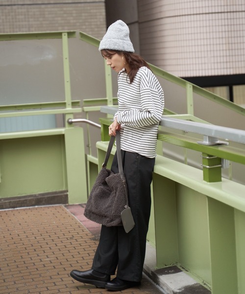 ikka（イッカ） tシャツ リップル裾タック長袖プルオーバー レディース