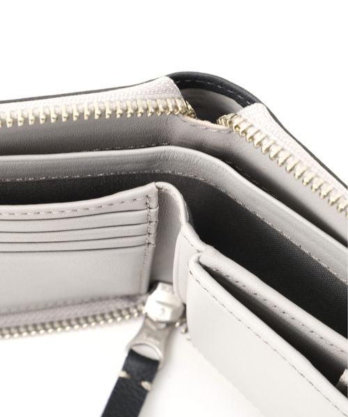 二つ折り財布 財布 SHRINK LEATHER レディースの画像