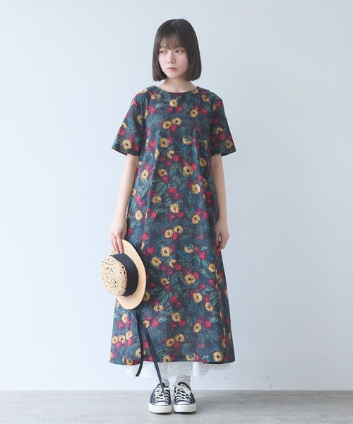 bulle de savon（ビュルデサボン） ワンピース 半袖 すももプリント