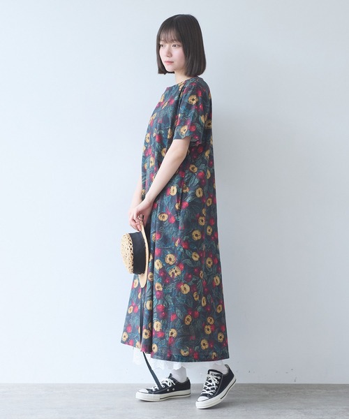 bulle de savon（ビュルデサボン） ワンピース 半袖 すももプリント