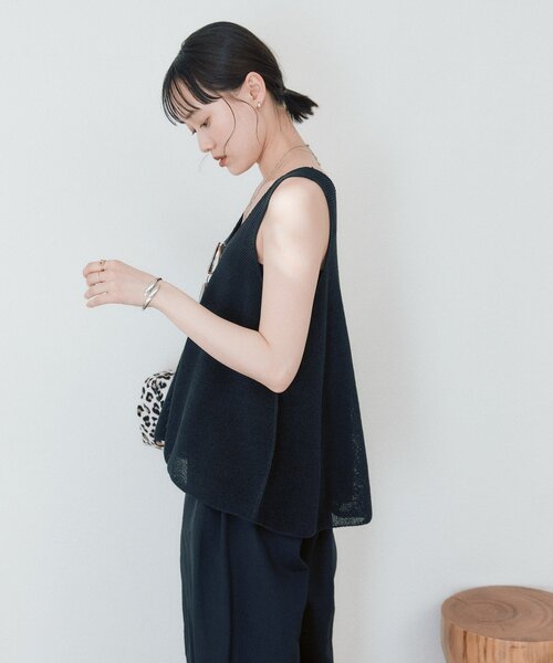 ニット セーター 「通気性/吸水速乾性/軽量/手洗い可」ペーパーヤーンAラインニットタンク レディースの画像