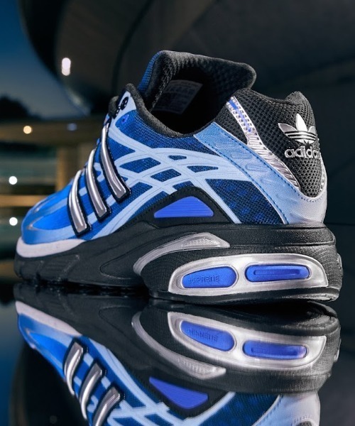 【adidas】adidas originals ADISTAR CUSHIONスニーカー*送/関込 adidas Originalsのアイコニックなランニングシューズ「ADISTAR