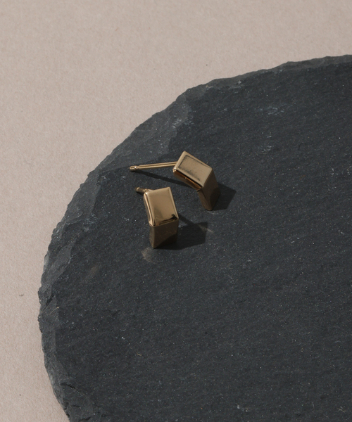 Lilas ピアス スモールベントピアス K10（両耳） レディース