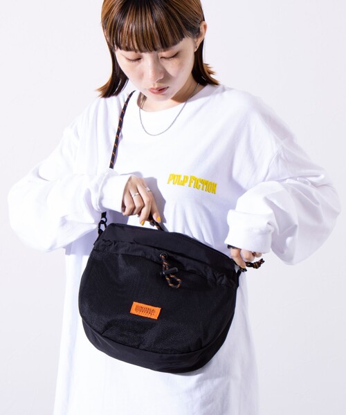 [美品] UNIVERSAL OVERALL ショルダーバック UNIVERSAL OVERALL ショルダーバッグ OVERALL/ユニバーサル