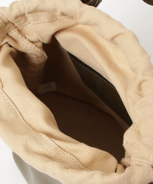 ショルダーバッグ バッグ GANNI / ガニー：「レディース」Ganni Bou Backet Bag Pattent：A6333「ANN」の画像