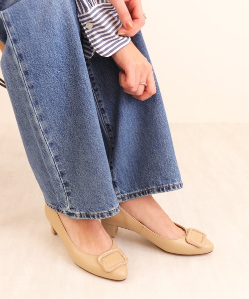 artemis by DIANA（アルテミス by ダイアナ） パンプス バックル付き