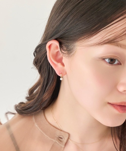 ピアス 「K10」クロッシングモチーフピアス/淡水パール/BOX付き レディースの画像