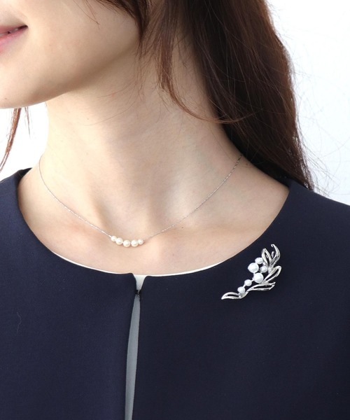 Three Four Time（スリーフォータイム） ブローチ パールリーフ