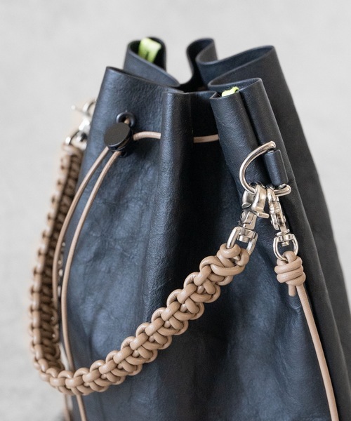 【最終価格】美品⭐️TAZUNE ショルダーバック ドローストリング 巾着 レザー SENTI ショルダーバッグ 「 」Dyneema Leather DRAWSTRING