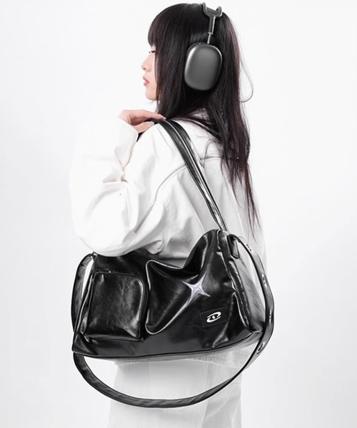 Revo. ショルダーバッグ バッグ Y2K メタルロゴ 2デザイン