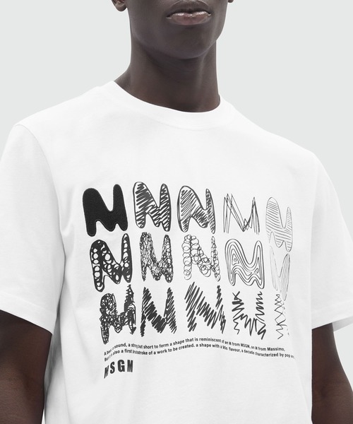 MSGM（エムエスジーエム） tシャツ 「TheMwave」グラフィックTシャツ