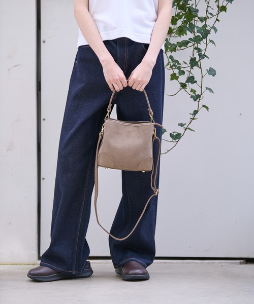 AULENTTI ショルダーバッグ バッグ 「AULENTTI/オウレンティ