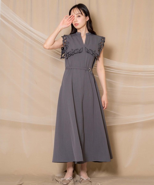 Noela ワンピース 「15周年」カットワークカラーワンピース