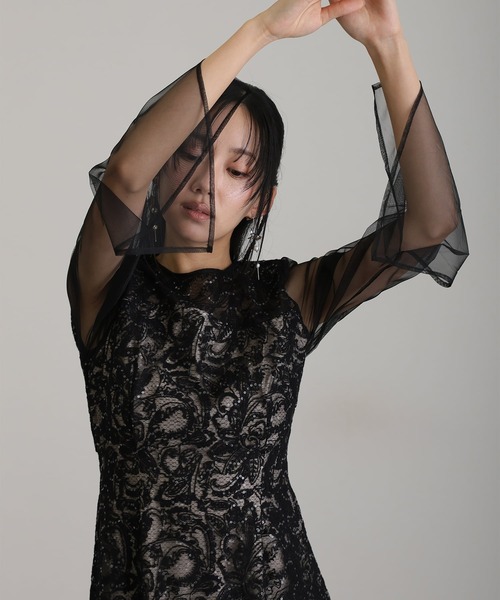 atlo（アトロ） ドレス ミモレ丈＆袖ありフォーマルリーフエンブロイ