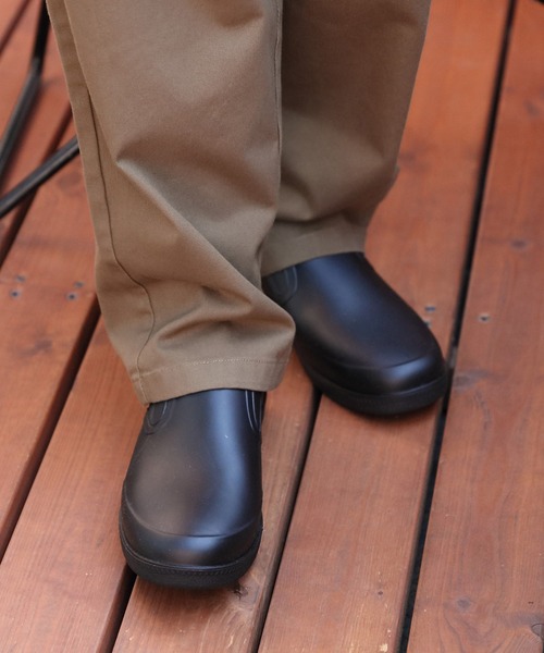 「８(eight)」 「Bracciano」スリッポン SMALL ブラック メンズ_画像4