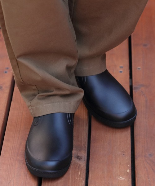 「８(eight)」 「Bracciano」スリッポン SMALL ブラック メンズ_画像5