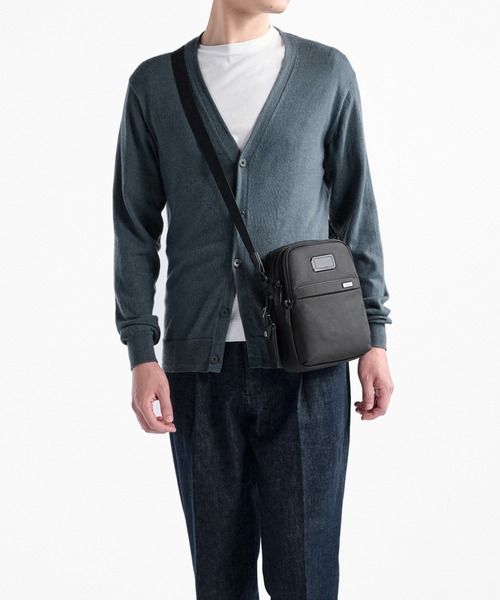 TUMI（トゥミ） ショルダーバッグ TUMI ALPHA（アルファ） スモール